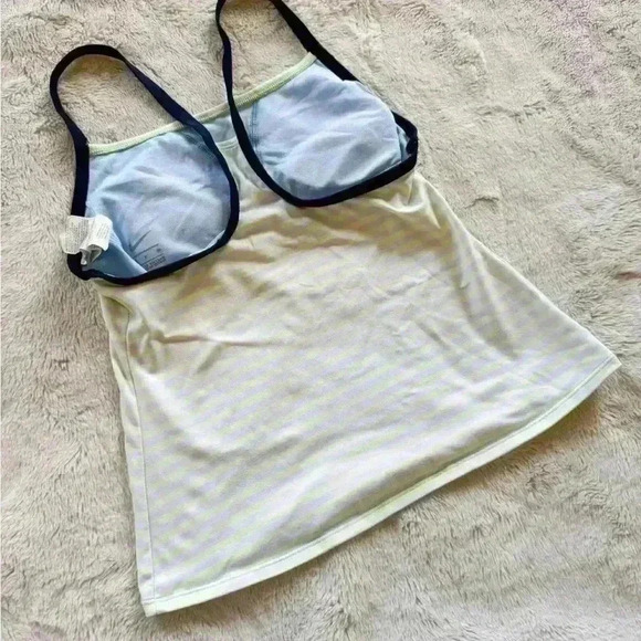Women’s Nike Tankini Top size S - Picture 3 of 4